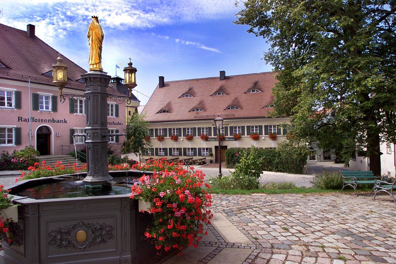 Brauereigasthof Und Hotel Maierbraeu Altomunster Exterior photo
